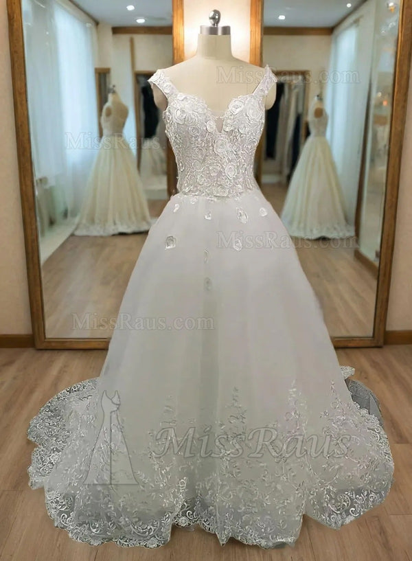 A Line Sweetheart Tulle With Straps Long Wedding Dress With Applique